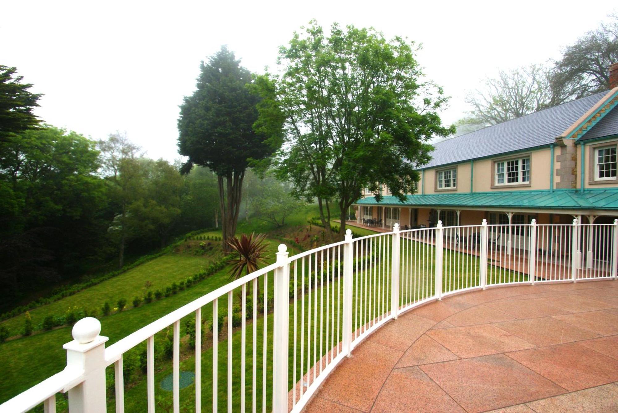 סארק The Dixcart Hotel מראה חיצוני תמונה